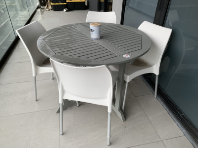 Comedor redondo exterior 