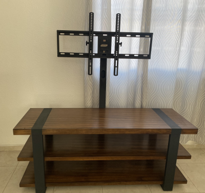 Stand para TV de Madera y hierro 