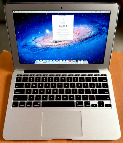 MacBook Air 2011 