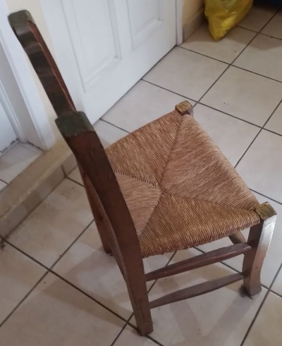 Mesa comedor con dos sillas