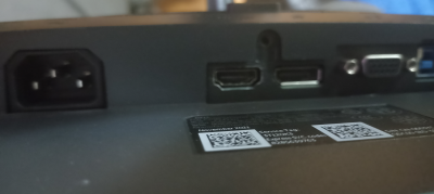 Monitor marca DELL modelo P 2422H